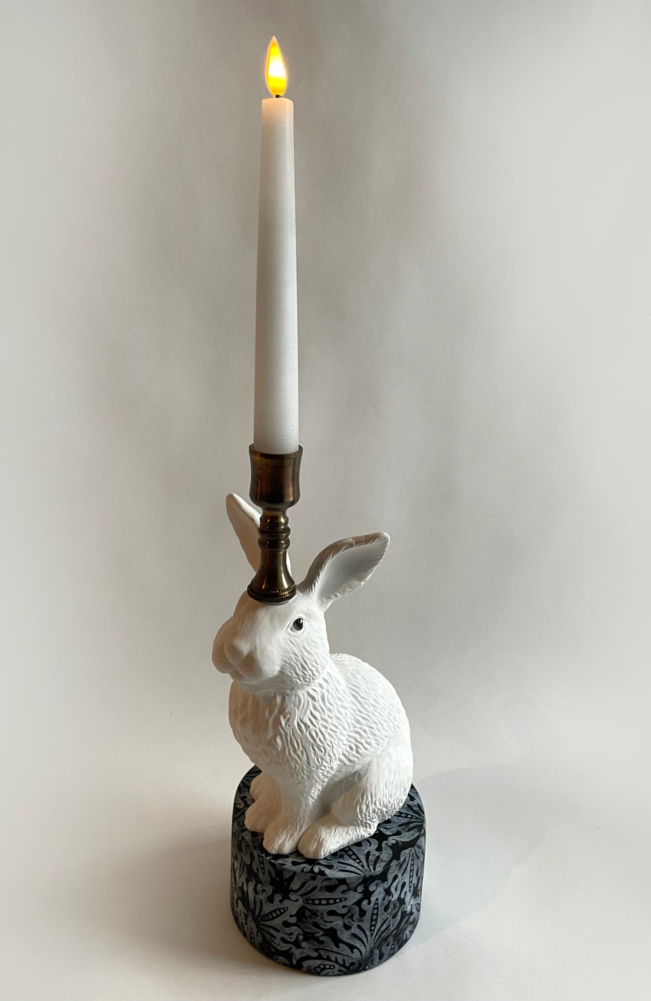 Candle Bunny - W